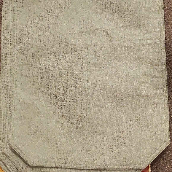 5 Sets of Placemats! - Picture 3 of 10